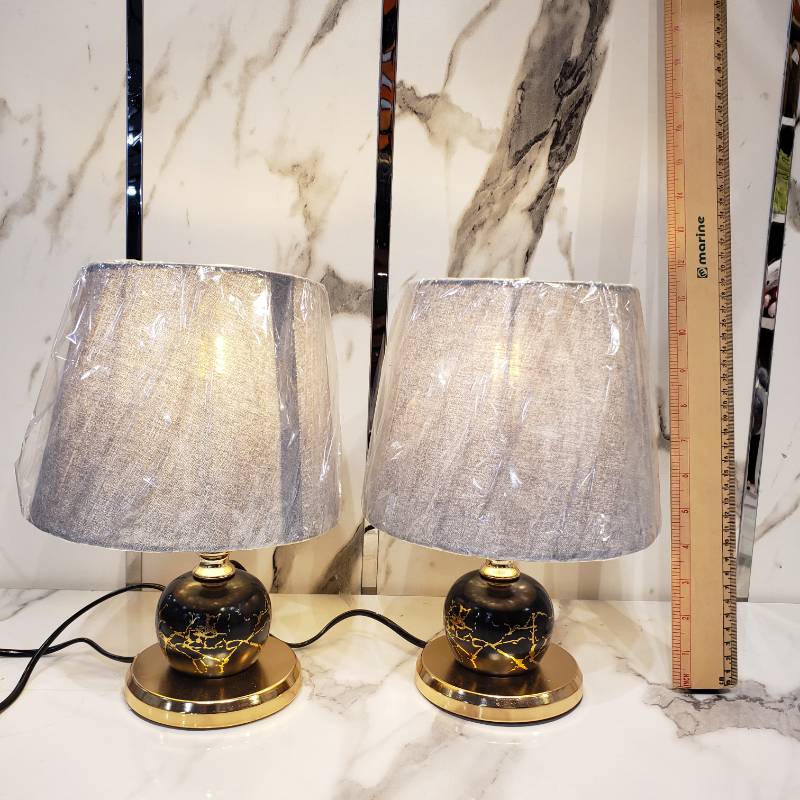 Black Ball Design Lamp Small