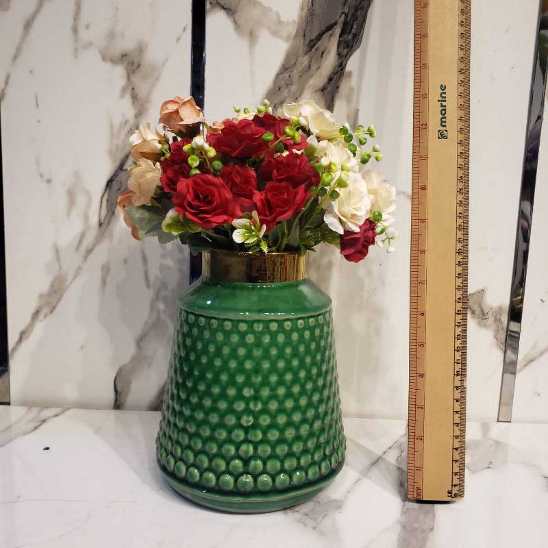 Green Circular Vase Large W/O Bunch