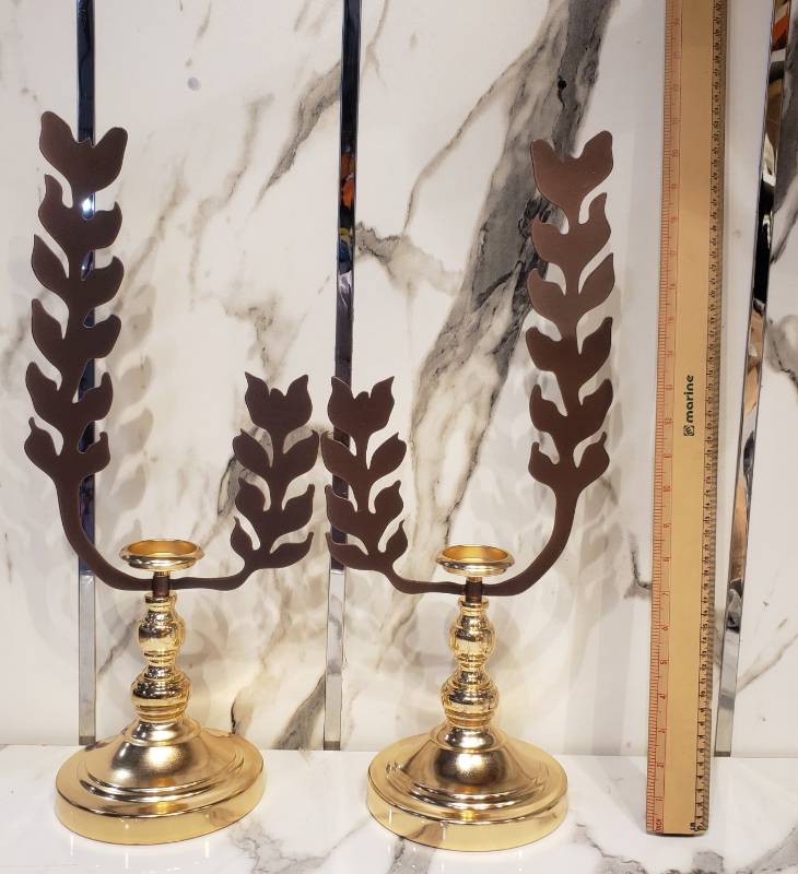 Brown Leaves Candle Stand