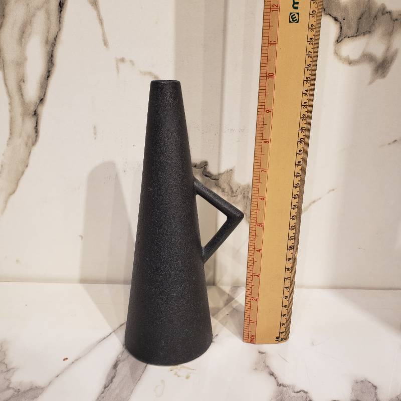 Modern Series Vase 4