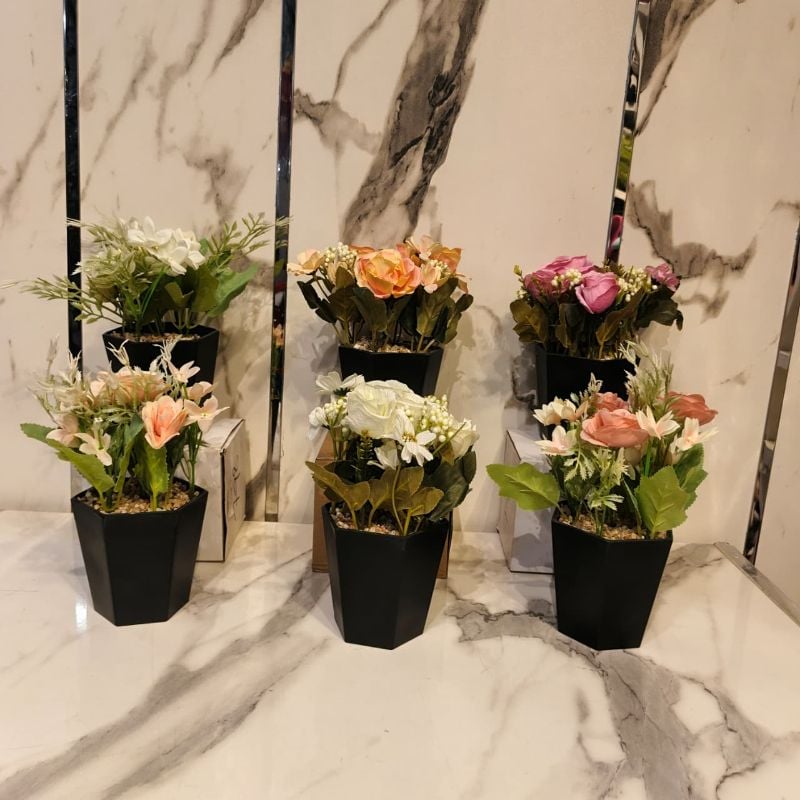 Black PVC Artificial Flowers Pot