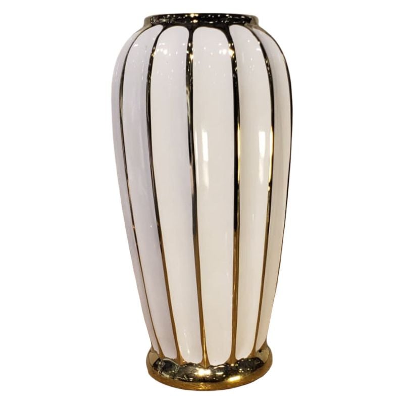 1 Piece White Vase Medium