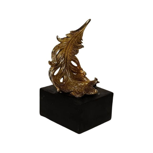 Resin Leaf Table Décor