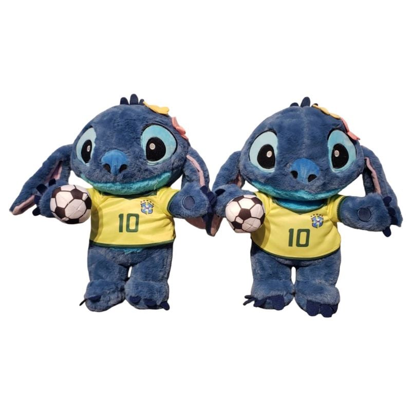 Lg5 Stitch Standing With Football 35Cm
