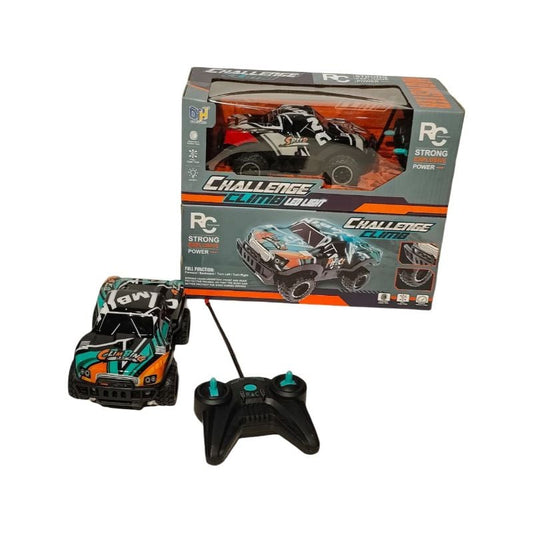1:20 Four Way R/C Car  W/Light  2 Clrs M