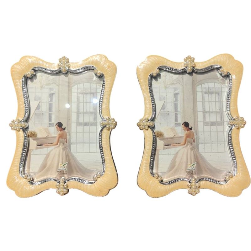 Regency Pearl-Drop Frame {Each Piece}