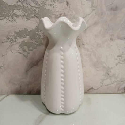 White Vase 8 Size- M