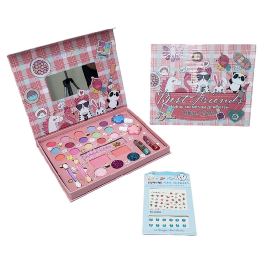 Makeup-Kit-with-Nail-Art