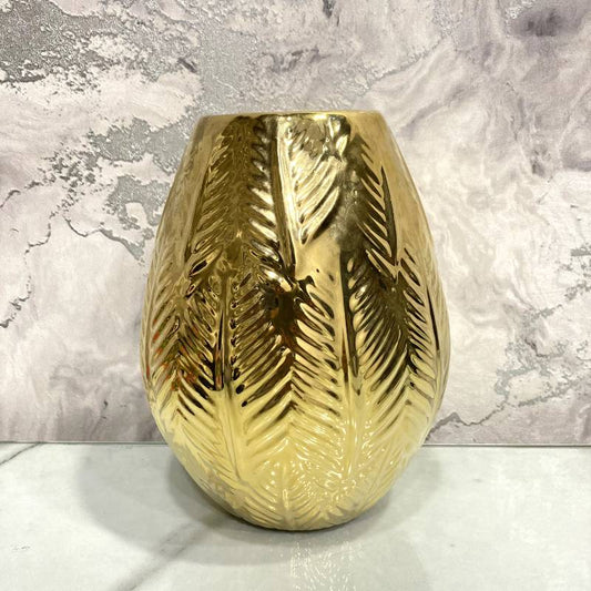 Golden Vase 11