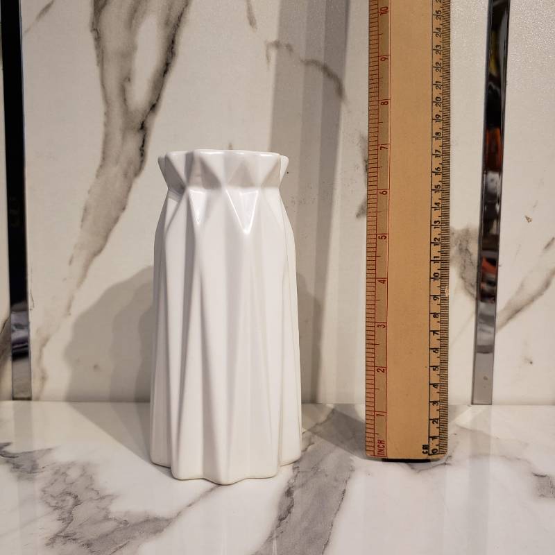 Modern Series Vase 33