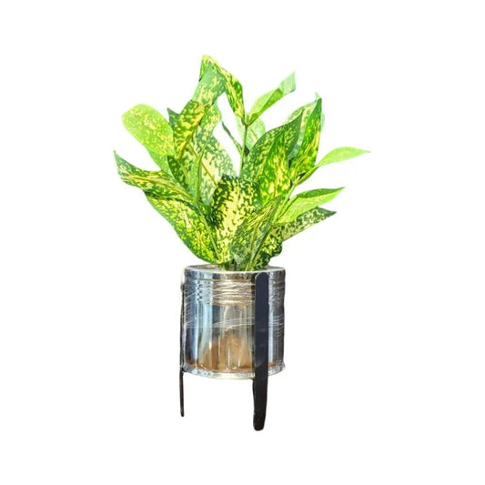 Golden Stand Pot