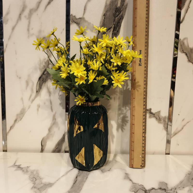 Green Simple Vase